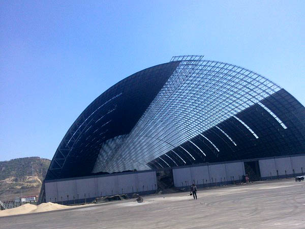 北辰桶壳螺栓球网架工程